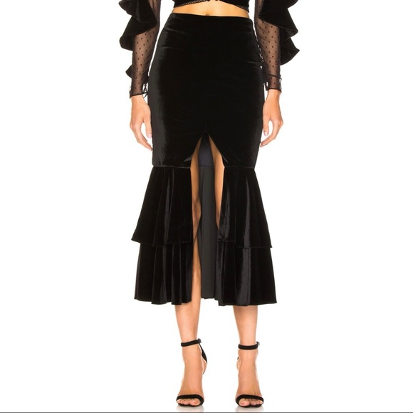 🌸NWT patobo velvet bo ruffle midi skirt in black